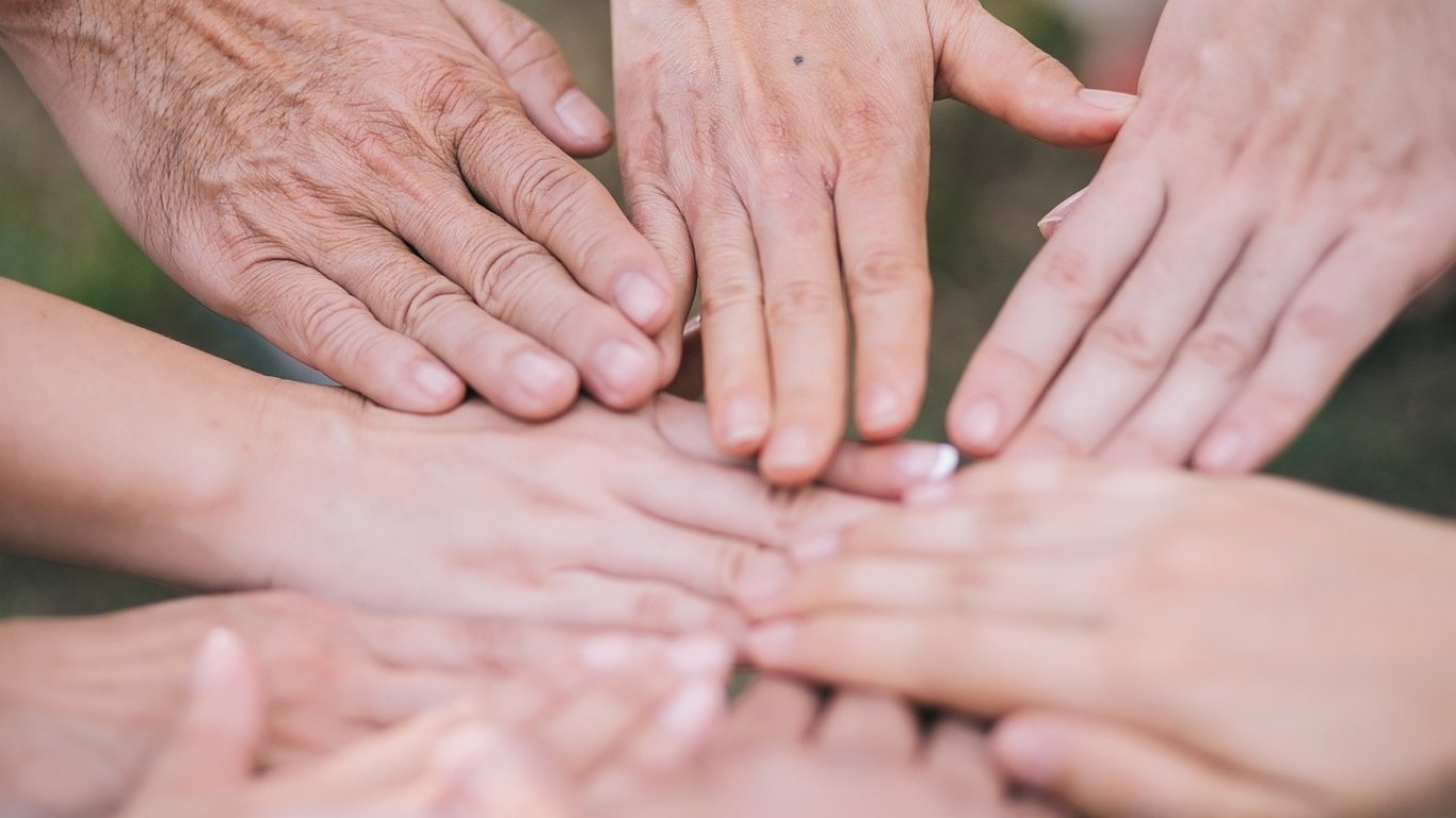 Birlikte Daha Güçlüyüz: Grup Sohbetleri ve Sosyal Etkinlikler